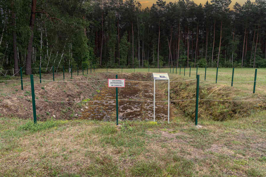 Polonia - Treblinka 43 - Treblinka ll - Campo de Exterminio.jpg